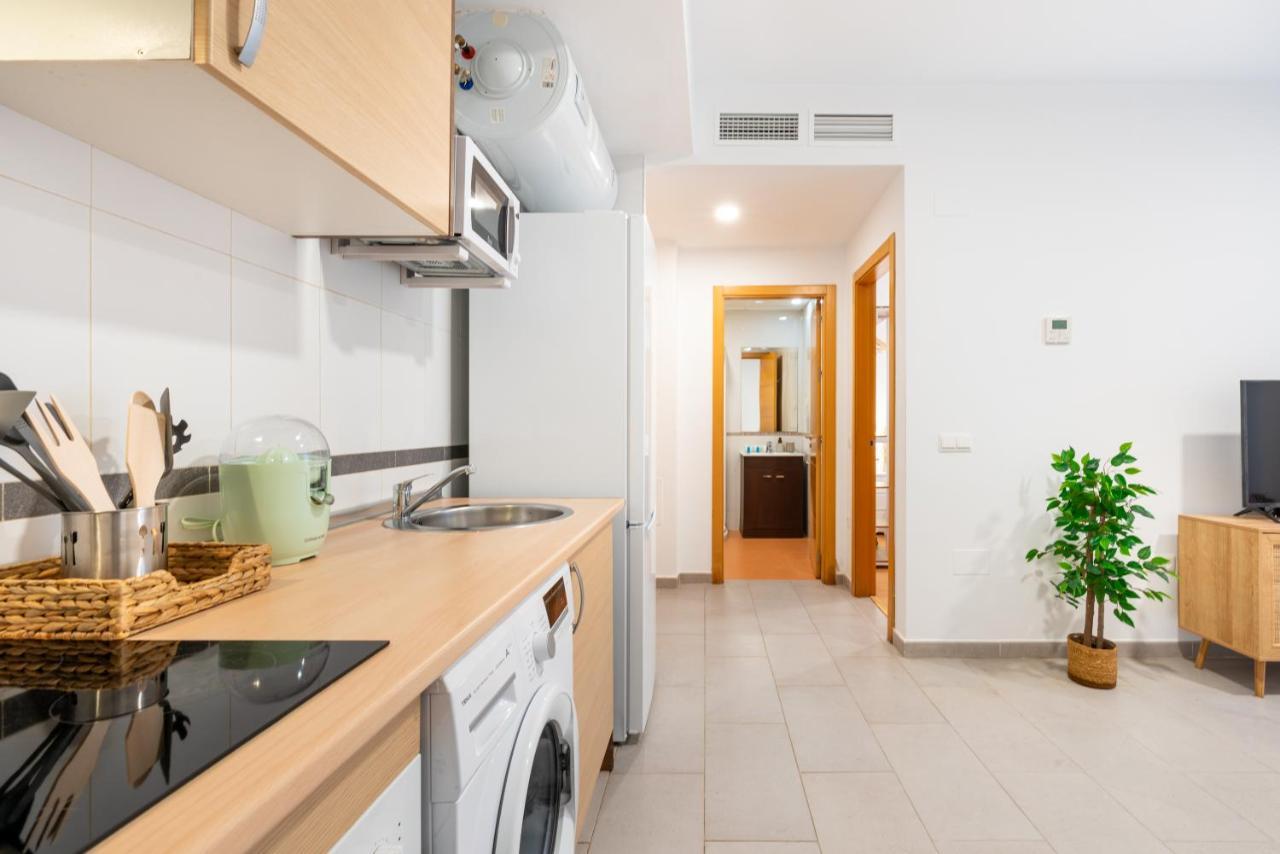 Wintowinrentals Superb New-Look Apartment Malaga Exterior photo